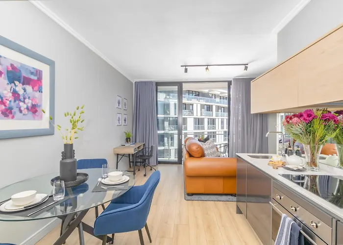 Exclusive Apartment, Ellipse