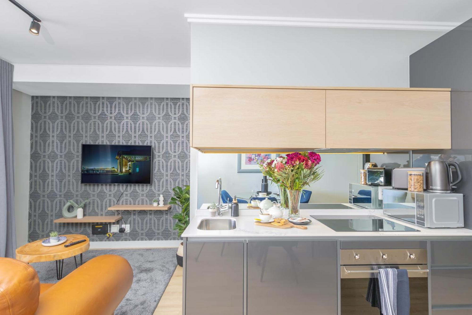 Exclusive Apartment, Ellipse